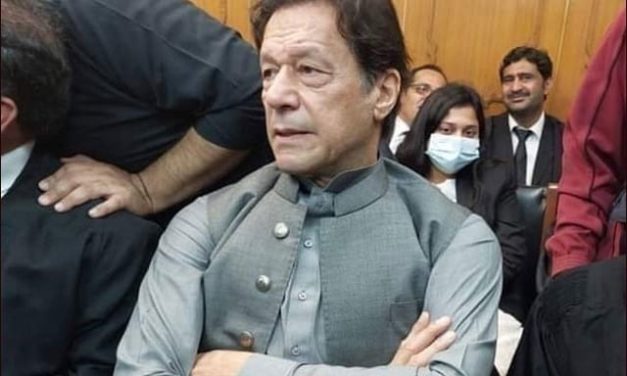 چیف جسٹس کا مذاکرات کا مشورہ : عمران خان آمادہ