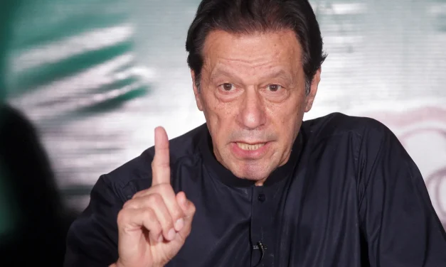 فیض حمید کو میرے خلاف وعدہ معاف گواہ بنایا جائے گا، عمران خان