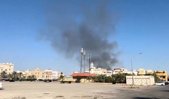 امریکہ نے کویت میں اپنے سفارت خانے کے آپریشنز کو عارضی طور پر معطل کرنے کا اعلان کر دیا ہے۔